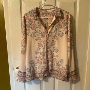 EUC Cupcakes and Cashmere Floral Pink Button Down Blouse